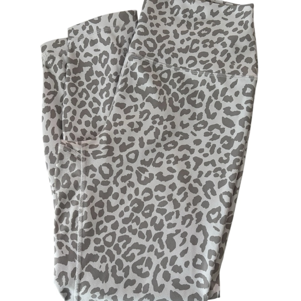 90 Degree By Reflex Gray and White Leopard Print Leggings Size XL